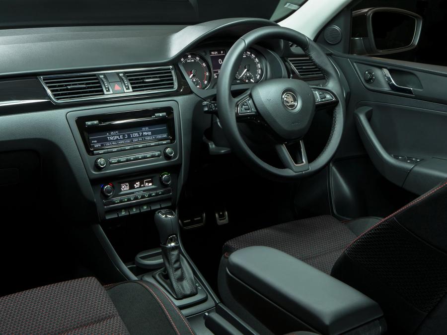  Skoda Rapid Spaceback 2014 года  (AU) (фото 2 из 12)